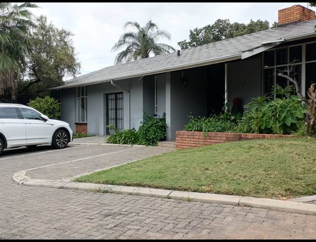 579M² OFFICE FOR SALE IN BO-DORP